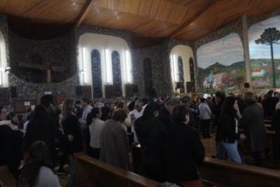 Com ParticipaÃ§Ã£o Da RCC e CTG EstÃ¢ncia do IguaÃ§u aconteceu o 4Âº dia da Novena da Padroeira em Laranjeiras do Sul