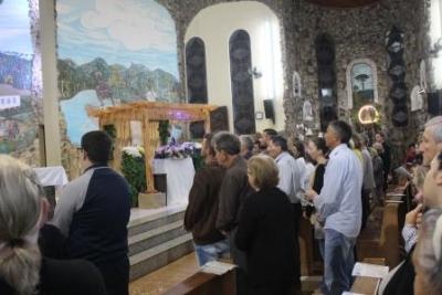 Com ParticipaÃ§Ã£o Da RCC e CTG EstÃ¢ncia do IguaÃ§u aconteceu o 4Âº dia da Novena da Padroeira em Laranjeiras do Sul