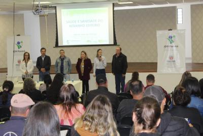 Primeiro dia do curso para produÃ§Ã£o de queijo artesanal tem mais de 90 participantes 