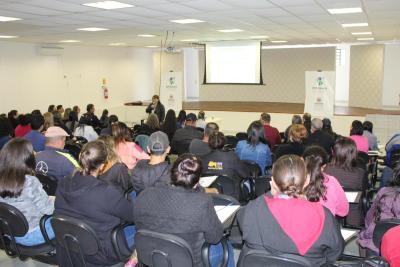 Primeiro dia do curso para produÃ§Ã£o de queijo artesanal tem mais de 90 participantes 