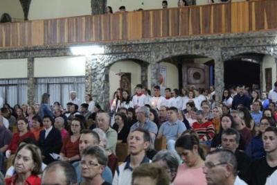 Devotos de Nossa Senhora Aparecida lotaram o SantuÃ¡rio para o 6Âº dia da Novena da Padroeira
