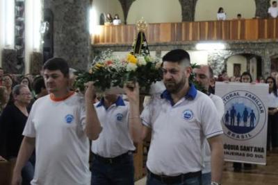 Devotos de Nossa Senhora Aparecida lotaram o SantuÃ¡rio para o 6Âº dia da Novena da Padroeira