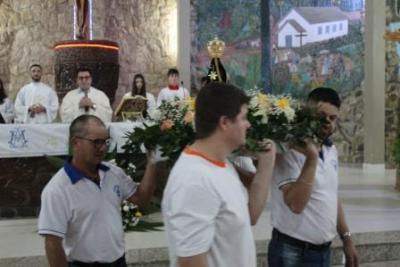 Devotos de Nossa Senhora Aparecida lotaram o SantuÃ¡rio para o 6Âº dia da Novena da Padroeira