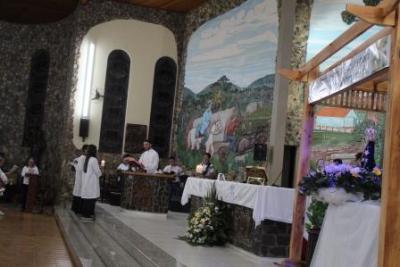 Devotos de Nossa Senhora Aparecida lotaram o SantuÃ¡rio para o 6Âº dia da Novena da Padroeira
