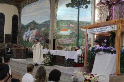 Devotos de Nossa Senhora Aparecida lotaram o SantuÃ¡rio para o 6Âº dia da Novena da Padroeira