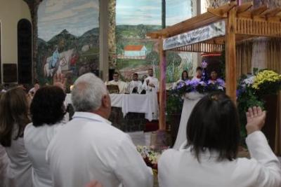 Devotos de Nossa Senhora Aparecida lotaram o SantuÃ¡rio para o 6Âº dia da Novena da Padroeira