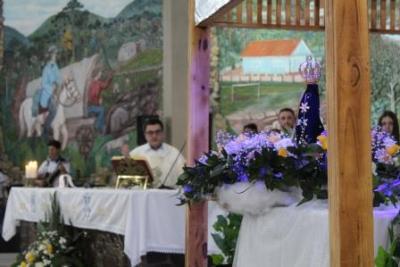 Devotos de Nossa Senhora Aparecida lotaram o SantuÃ¡rio para o 6Âº dia da Novena da Padroeira