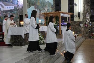 Devotos de Nossa Senhora Aparecida lotaram o SantuÃ¡rio para o 6Âº dia da Novena da Padroeira