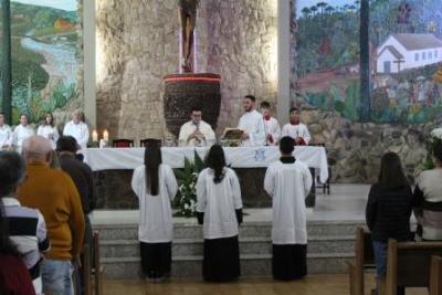 Devotos de Nossa Senhora Aparecida lotaram o SantuÃ¡rio para o 6Âº dia da Novena da Padroeira