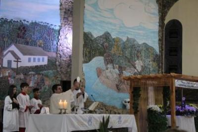 Devotos de Nossa Senhora Aparecida lotaram o SantuÃ¡rio para o 6Âº dia da Novena da Padroeira