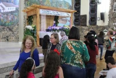 Devotos de Nossa Senhora Aparecida lotaram o SantuÃ¡rio para o 6Âº dia da Novena da Padroeira