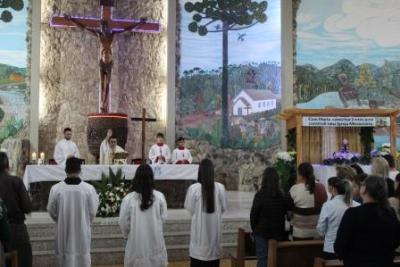 Devotos de Nossa Senhora Aparecida lotaram o SantuÃ¡rio para o 6Âº dia da Novena da Padroeira
