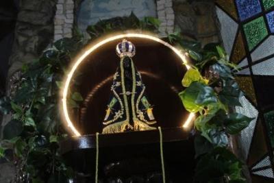Com a participaÃ§Ã£o da secretaria de SaÃºde em alusÃ£o ao outubro rosa aconteceu o 7Âº dia da Novena da Padroeira em Laranjeiras do Sul