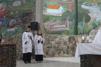 Com a participaÃ§Ã£o da secretaria de SaÃºde em alusÃ£o ao outubro rosa aconteceu o 7Âº dia da Novena da Padroeira em Laranjeiras do Sul