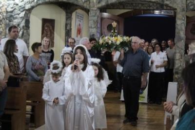 Com a participaÃ§Ã£o da secretaria de SaÃºde em alusÃ£o ao outubro rosa aconteceu o 7Âº dia da Novena da Padroeira em Laranjeiras do Sul