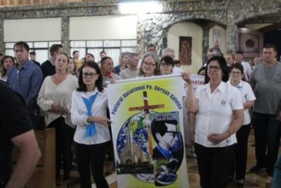 Com a participaÃ§Ã£o da secretaria de SaÃºde em alusÃ£o ao outubro rosa aconteceu o 7Âº dia da Novena da Padroeira em Laranjeiras do Sul
