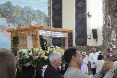 Com a participaÃ§Ã£o da secretaria de SaÃºde em alusÃ£o ao outubro rosa aconteceu o 7Âº dia da Novena da Padroeira em Laranjeiras do Sul