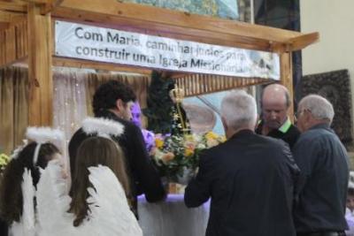 Com a participaÃ§Ã£o da secretaria de SaÃºde em alusÃ£o ao outubro rosa aconteceu o 7Âº dia da Novena da Padroeira em Laranjeiras do Sul