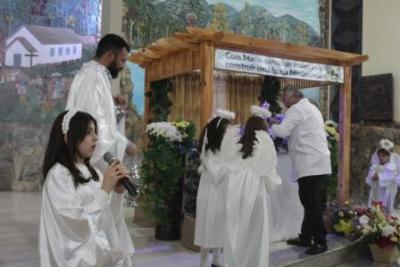 Com a participaÃ§Ã£o da secretaria de SaÃºde em alusÃ£o ao outubro rosa aconteceu o 7Âº dia da Novena da Padroeira em Laranjeiras do Sul