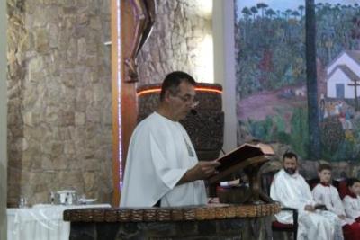 Com a participaÃ§Ã£o da secretaria de SaÃºde em alusÃ£o ao outubro rosa aconteceu o 7Âº dia da Novena da Padroeira em Laranjeiras do Sul