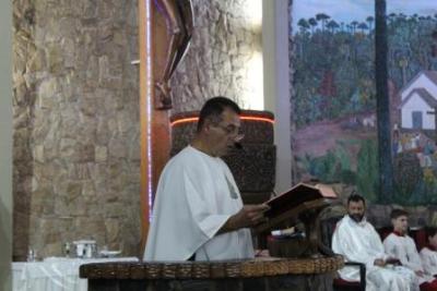 Com a participaÃ§Ã£o da secretaria de SaÃºde em alusÃ£o ao outubro rosa aconteceu o 7Âº dia da Novena da Padroeira em Laranjeiras do Sul