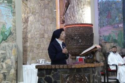 Com a participaÃ§Ã£o da secretaria de SaÃºde em alusÃ£o ao outubro rosa aconteceu o 7Âº dia da Novena da Padroeira em Laranjeiras do Sul