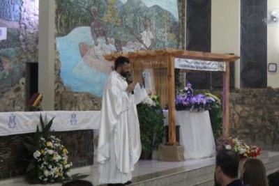 Com a participaÃ§Ã£o da secretaria de SaÃºde em alusÃ£o ao outubro rosa aconteceu o 7Âº dia da Novena da Padroeira em Laranjeiras do Sul