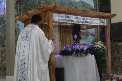 Com a participaÃ§Ã£o da secretaria de SaÃºde em alusÃ£o ao outubro rosa aconteceu o 7Âº dia da Novena da Padroeira em Laranjeiras do Sul
