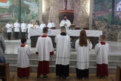Com a participaÃ§Ã£o da secretaria de SaÃºde em alusÃ£o ao outubro rosa aconteceu o 7Âº dia da Novena da Padroeira em Laranjeiras do Sul
