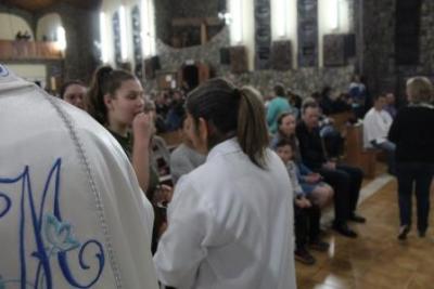 Com a participaÃ§Ã£o da secretaria de SaÃºde em alusÃ£o ao outubro rosa aconteceu o 7Âº dia da Novena da Padroeira em Laranjeiras do Sul