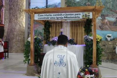 Com a participaÃ§Ã£o da secretaria de SaÃºde em alusÃ£o ao outubro rosa aconteceu o 7Âº dia da Novena da Padroeira em Laranjeiras do Sul