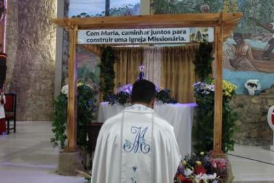 Com a participaÃ§Ã£o da secretaria de SaÃºde em alusÃ£o ao outubro rosa aconteceu o 7Âº dia da Novena da Padroeira em Laranjeiras do Sul