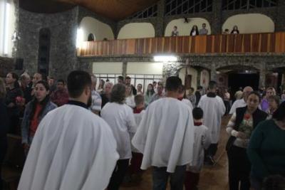 Com a participaÃ§Ã£o da secretaria de SaÃºde em alusÃ£o ao outubro rosa aconteceu o 7Âº dia da Novena da Padroeira em Laranjeiras do Sul
