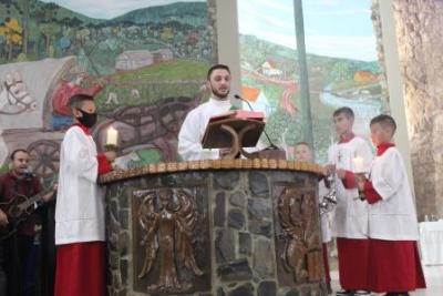 PenÃºltimo dia da Novena da padroeira, em Laranjeiras do Sul, foi marcada pela emoÃ§Ã£o dos devotos