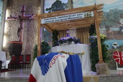 PenÃºltimo dia da Novena da padroeira, em Laranjeiras do Sul, foi marcada pela emoÃ§Ã£o dos devotos