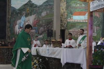 PenÃºltimo dia da Novena da padroeira, em Laranjeiras do Sul, foi marcada pela emoÃ§Ã£o dos devotos