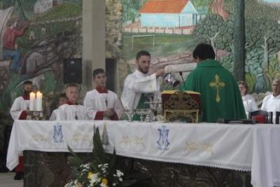 PenÃºltimo dia da Novena da padroeira, em Laranjeiras do Sul, foi marcada pela emoÃ§Ã£o dos devotos