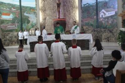 PenÃºltimo dia da Novena da padroeira, em Laranjeiras do Sul, foi marcada pela emoÃ§Ã£o dos devotos