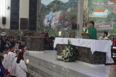 PenÃºltimo dia da Novena da padroeira, em Laranjeiras do Sul, foi marcada pela emoÃ§Ã£o dos devotos
