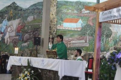 PenÃºltimo dia da Novena da padroeira, em Laranjeiras do Sul, foi marcada pela emoÃ§Ã£o dos devotos