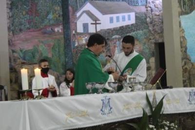 PenÃºltimo dia da Novena da padroeira, em Laranjeiras do Sul, foi marcada pela emoÃ§Ã£o dos devotos