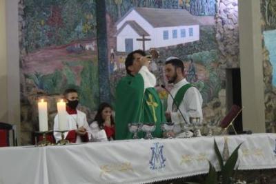 PenÃºltimo dia da Novena da padroeira, em Laranjeiras do Sul, foi marcada pela emoÃ§Ã£o dos devotos