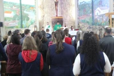 PenÃºltimo dia da Novena da padroeira, em Laranjeiras do Sul, foi marcada pela emoÃ§Ã£o dos devotos