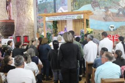 PenÃºltimo dia da Novena da padroeira, em Laranjeiras do Sul, foi marcada pela emoÃ§Ã£o dos devotos