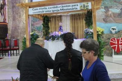 PenÃºltimo dia da Novena da padroeira, em Laranjeiras do Sul, foi marcada pela emoÃ§Ã£o dos devotos