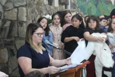 PenÃºltimo dia da Novena da padroeira, em Laranjeiras do Sul, foi marcada pela emoÃ§Ã£o dos devotos