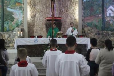 PenÃºltimo dia da Novena da padroeira, em Laranjeiras do Sul, foi marcada pela emoÃ§Ã£o dos devotos