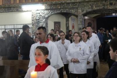 Nem a Chuva atrapalhou a FÃ© dos filhos de Nossa Senhora, que lotaram o SantuÃ¡rio para o Ãºltimo dia da Novena da Padroeira