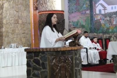 Nem a Chuva atrapalhou a FÃ© dos filhos de Nossa Senhora, que lotaram o SantuÃ¡rio para o Ãºltimo dia da Novena da Padroeira