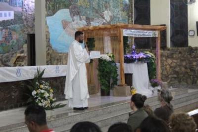Nem a Chuva atrapalhou a FÃ© dos filhos de Nossa Senhora, que lotaram o SantuÃ¡rio para o Ãºltimo dia da Novena da Padroeira